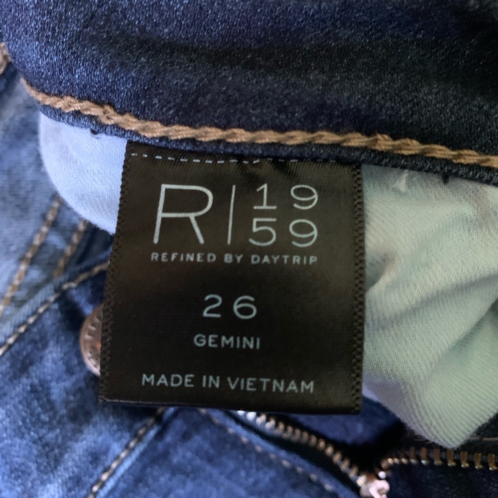 Jeans - Picture 4 of 4